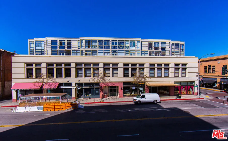 35 N Raymond Avenue #210 photo 1