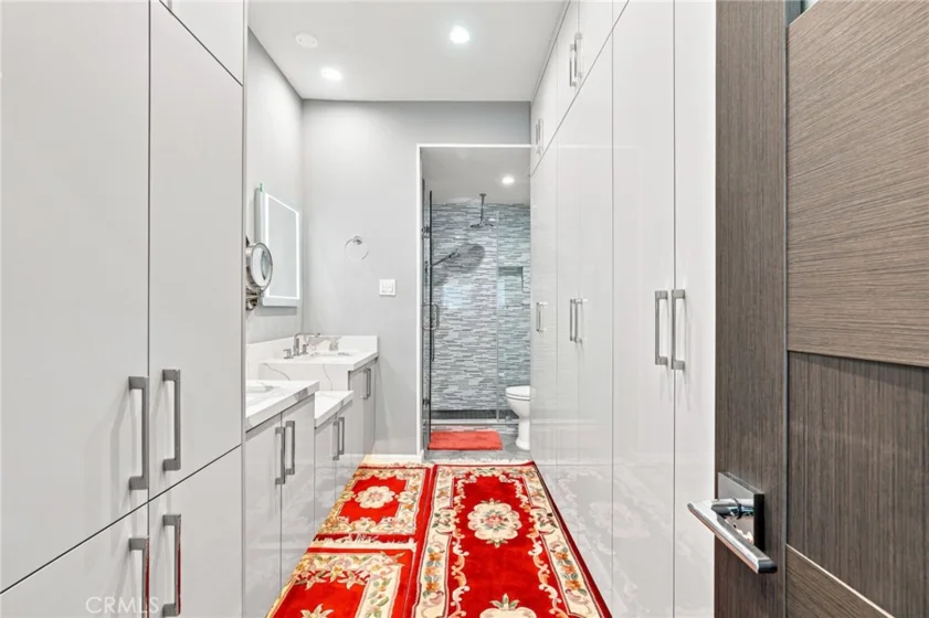 14607 Erwin Street #107 photo 13
