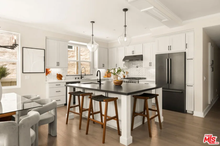 812 N Cleveland Street #1 photo 4