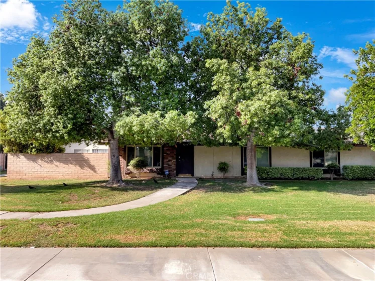 9264 Delano Drive photo 1