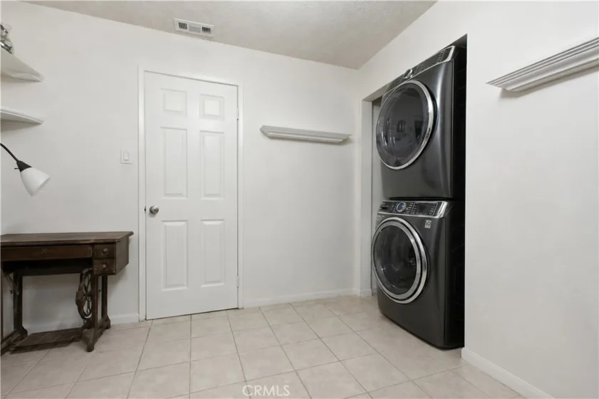 4871 Jackson Street #C photo 11