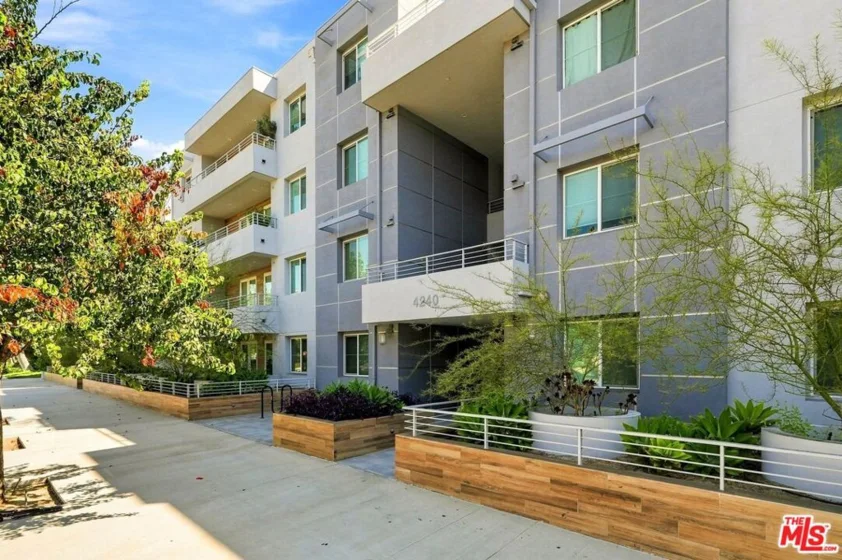 4240 Laurel Canyon Boulevard #305 photo 1