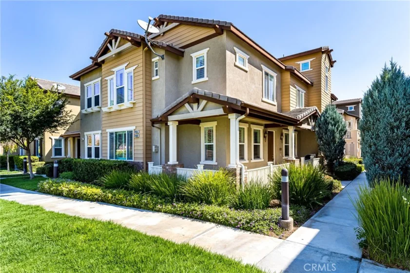 3944 Polk photo 1
