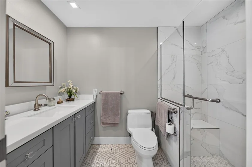 5201 S S Marina Pacifica Drive photo 17