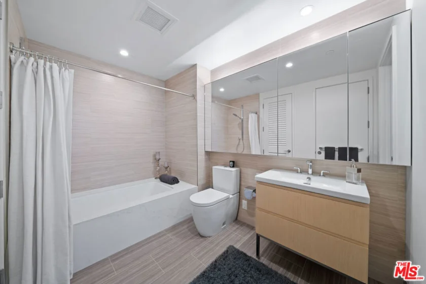 877 Francisco Street #2212 photo 10