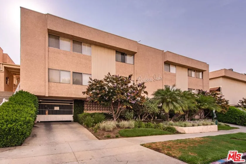 5139 Balboa Boulevard #203 photo 24