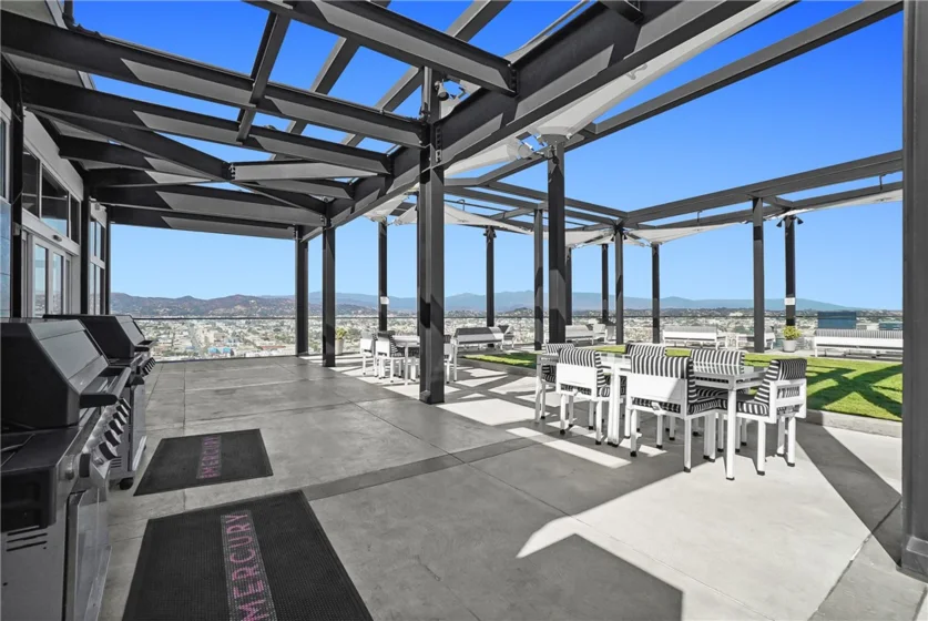 3810 Wilshire Boulevard #1009 photo 19