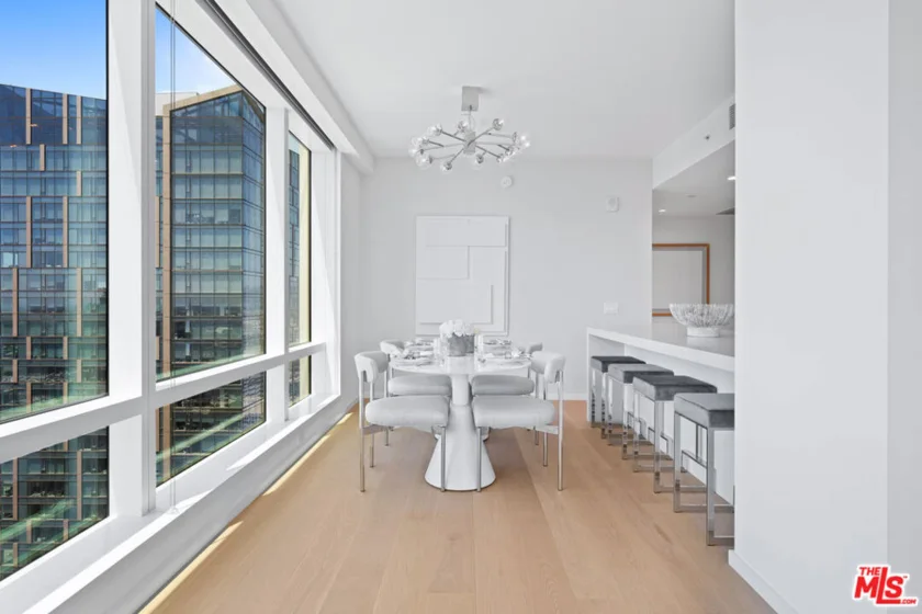 877 Francisco Street #2309 photo 33