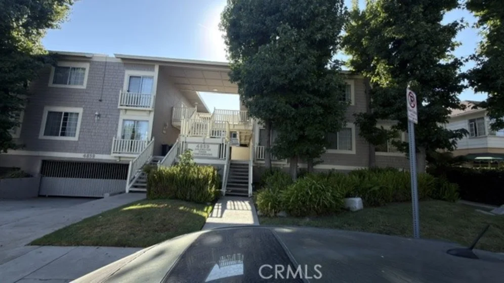 4859 Coldwater Canyon Avenue #14A photo 2
