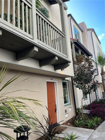 3090 Doheny photo 8