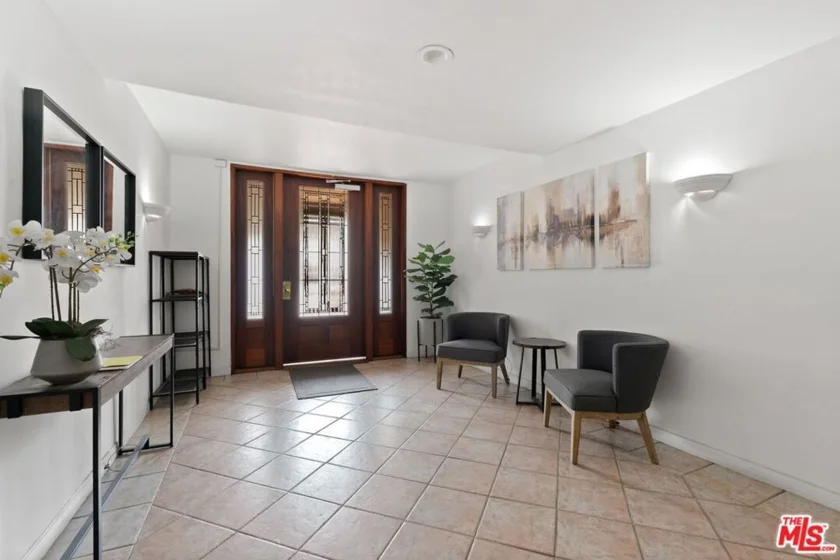 1831 Prosser Avenue #216 photo 4