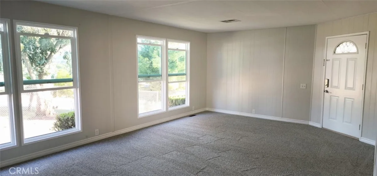 41435 Sycamore Avenue photo 6