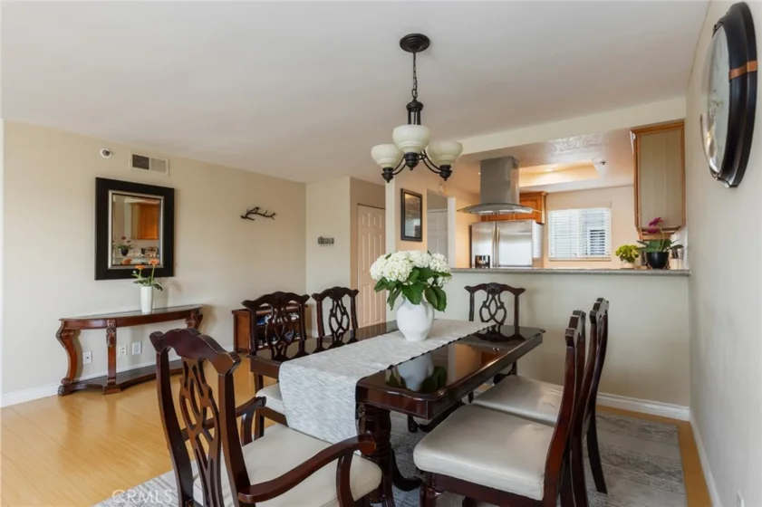 726 Elm Avenue #404 photo 9