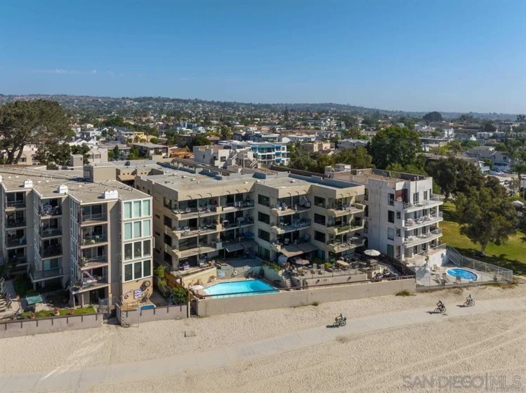 1235 Parker #3K photo 11