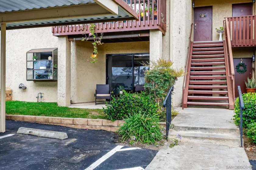 440 Citracado Parkway #5 photo 33