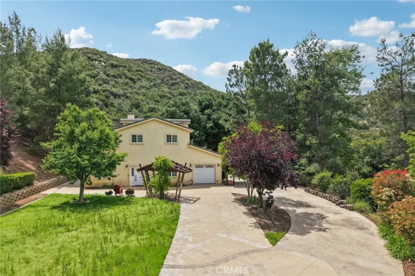 41225 Hacienda Drive photo 1