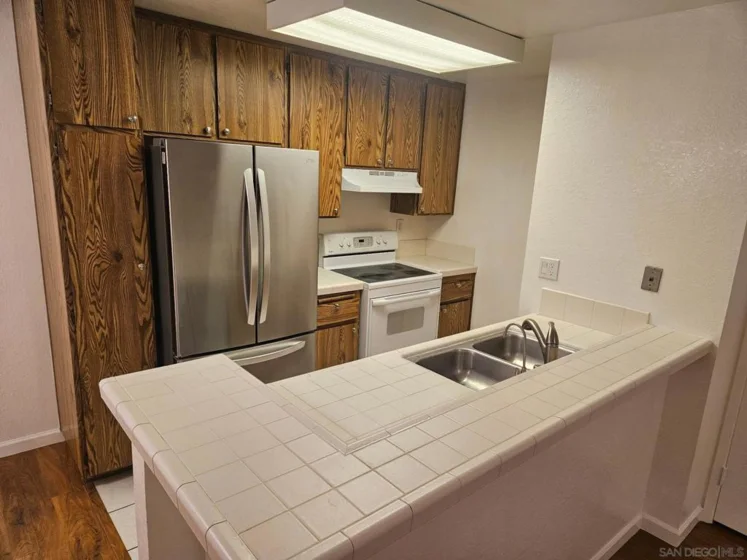 9109 Village Glen #268 photo 10