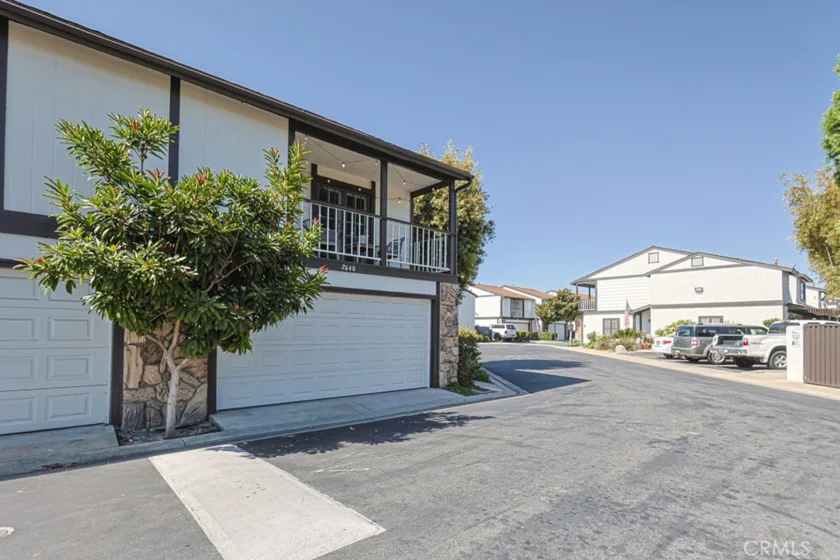 2640 W Meadowview photo 3