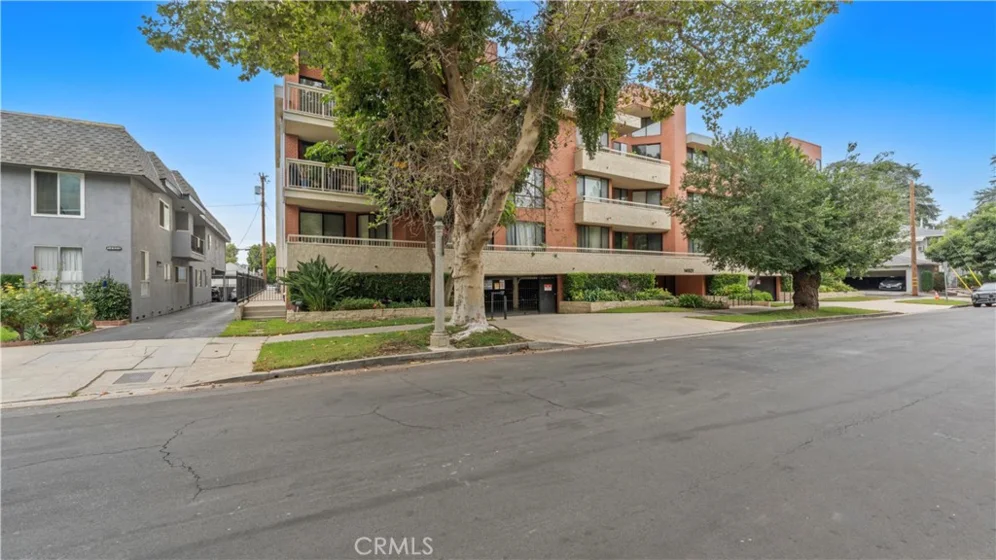 14521 Benefit Street #102 photo 2