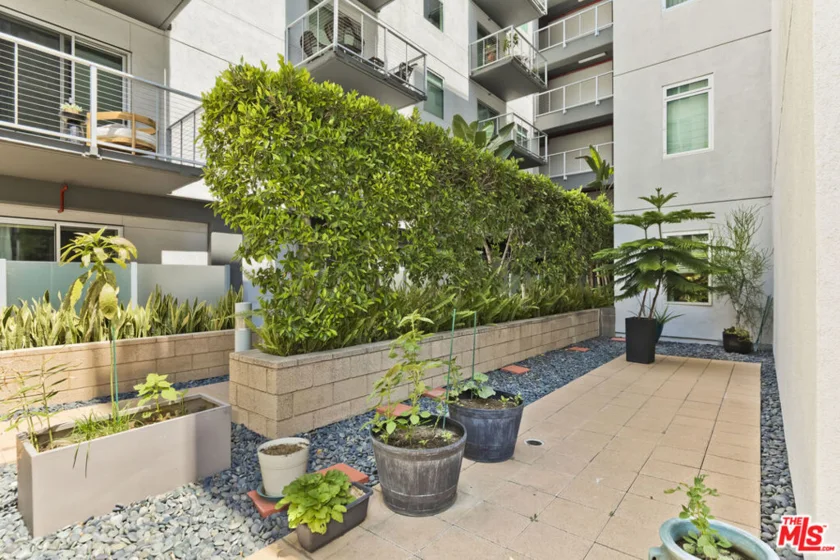 645 W 9th Street #240 photo 17