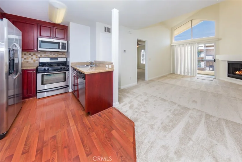 5545 Canoga Avenue #320 photo 1