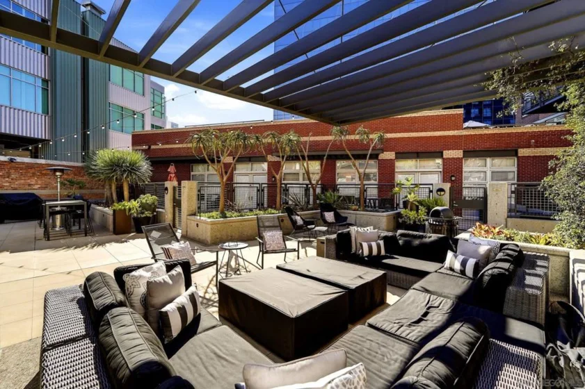 877 Island Avenue #308 photo 32