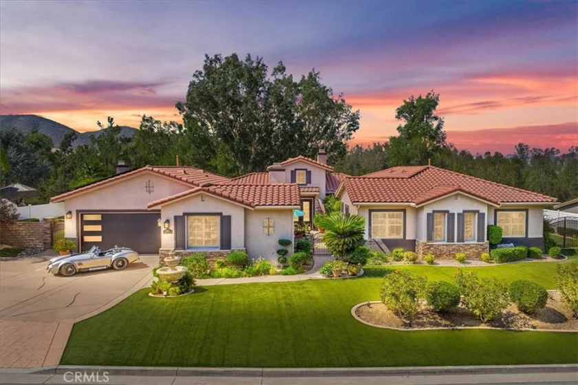 42926 Joshua Tree Court photo 1
