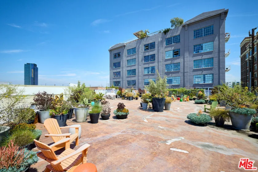 1855 Industrial Street #421 photo 1