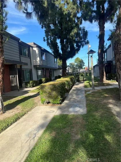 13138 Ferndale photo 1