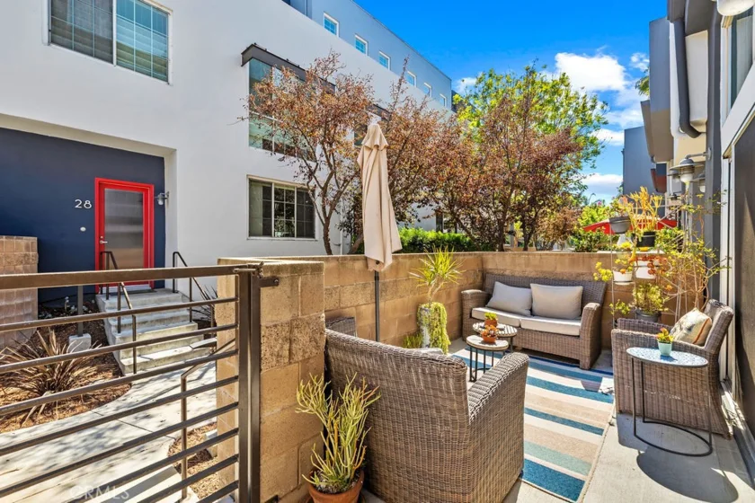 5300 Playa Vista Drive #5 photo 28