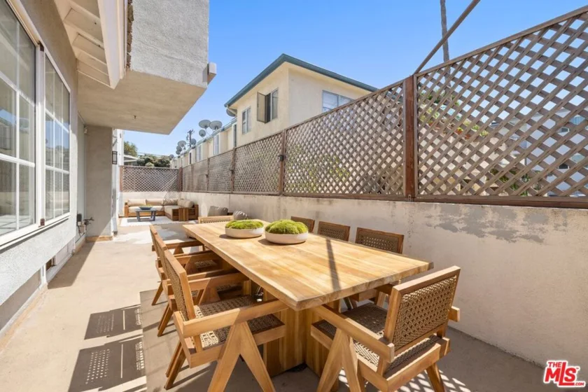 2222 Neilson Way #102 photo 19