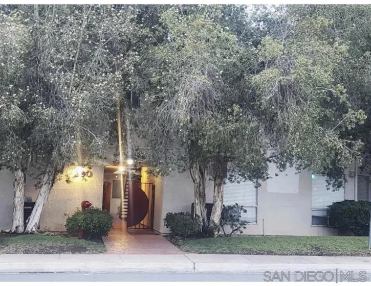 390 E Madison Avenue #D photo 4