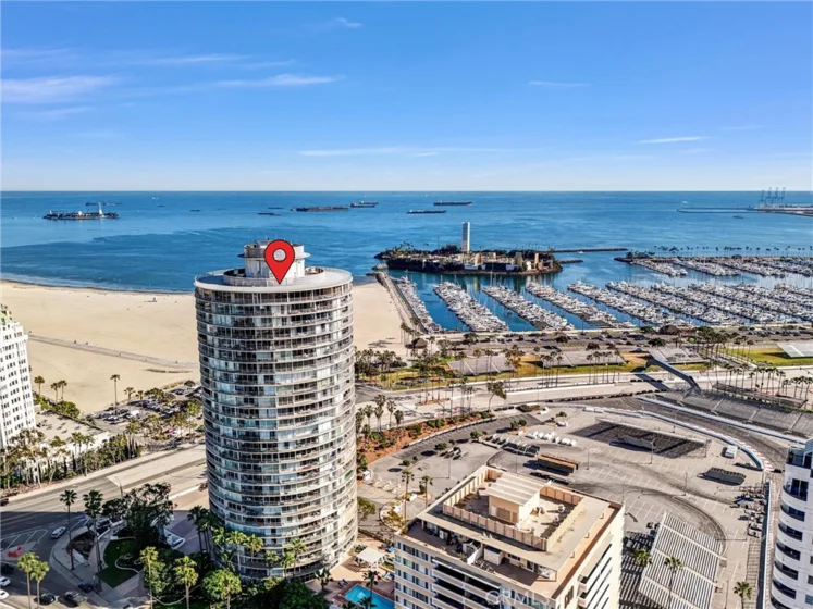 700 E Ocean #3107 photo 41