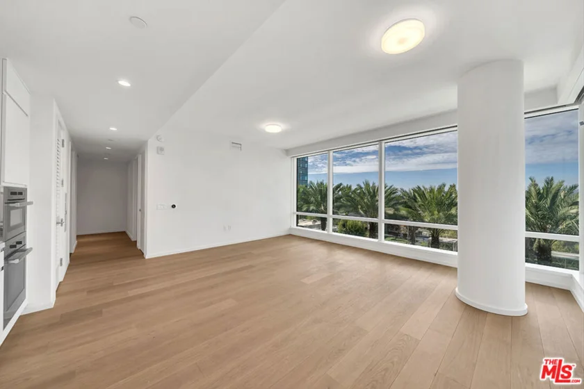 877 Francisco Street #1602 photo 5