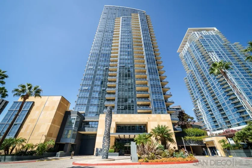 1325 Pacific Hwy #314 photo 1