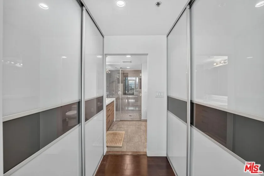 3785 Wilshire Boulevard #1212 photo 9