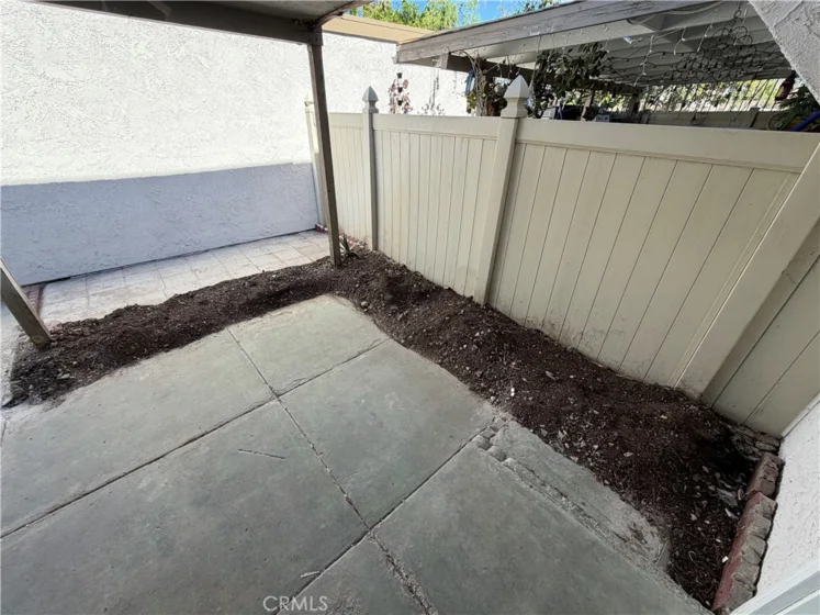 1091 Clark photo 14