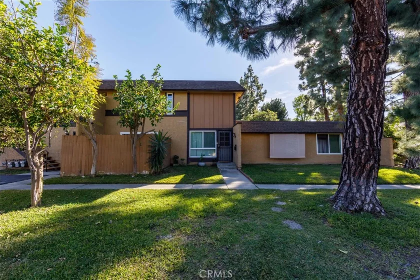 12215 Chapman Avenue photo 1
