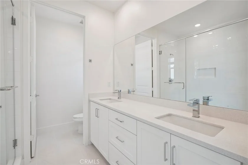 1675 Coral Sea Lane photo 28