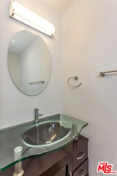 10918 Morrison Street #5 photo 1