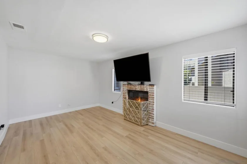 1508 Concord Way #D photo 3