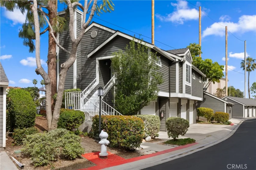 2330 Vanguard Way #L101 photo 1