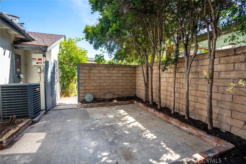 26291 Roundtree Court photo 40