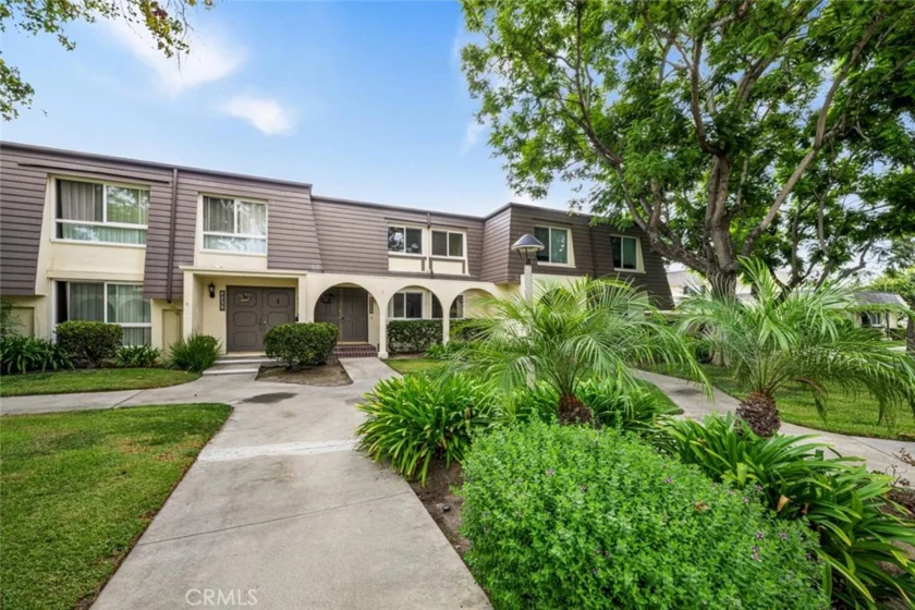 4228 Paseo De Oro photo 3