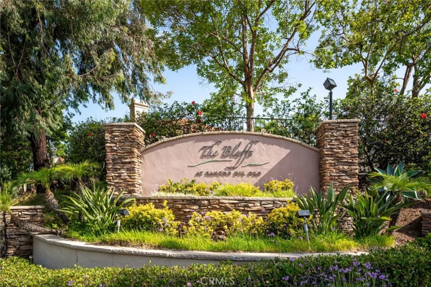 400 Sea Cliff Way #404 photo 1
