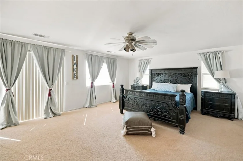 23682 Saratoga Springs photo 23