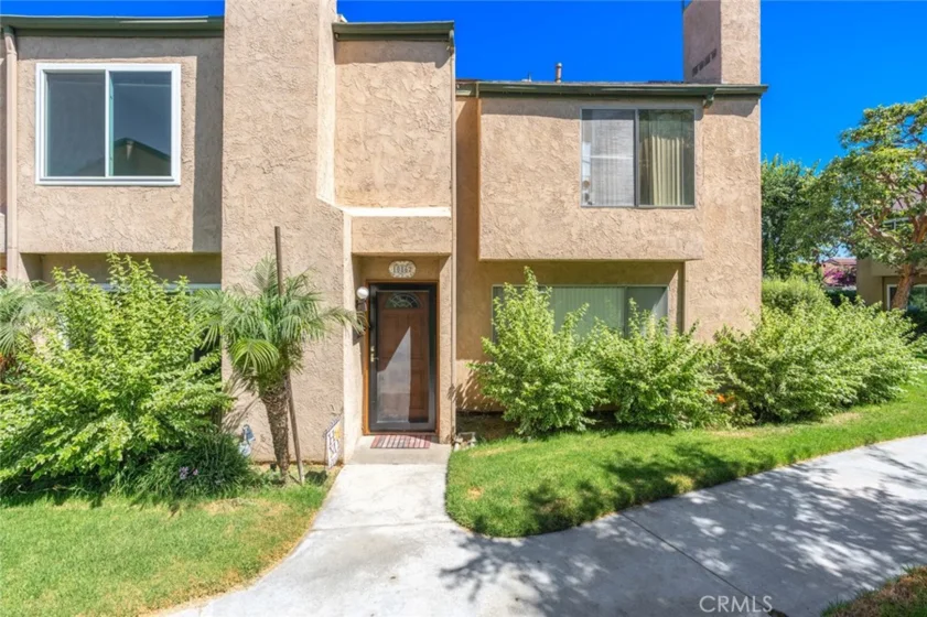 10862 Pebble Court photo 1