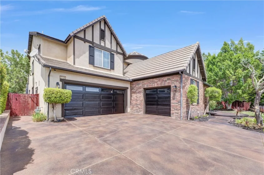 27126 Coral Bells Way photo 2