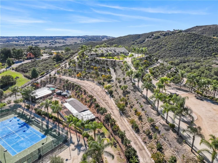 35751 Avenida La Cresta photo 4