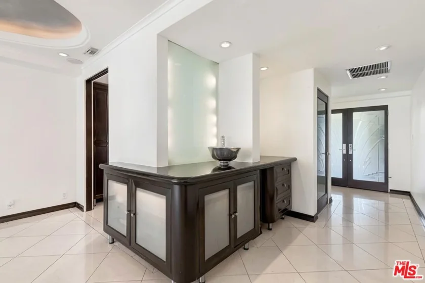 801 Ocean Avenue #206 photo 3